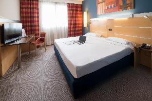 Standard Double Room,1209317158:JPEG